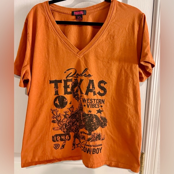 3 Rodeo Theme T-shirts! - Picture 2 of 9